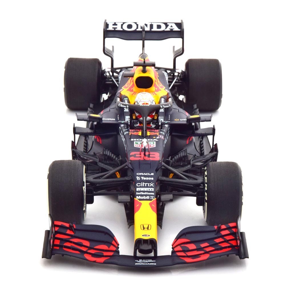 Модель Red Bull RB16B Winner GP Abu Dhabi, World Champion 2021 Verstappen with Pit Board Minichamps 1:18
