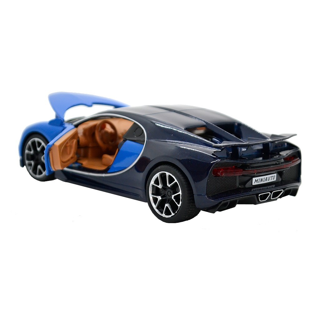 Модель Bugatti Veyron 1:32 - детальная коллекционная копия