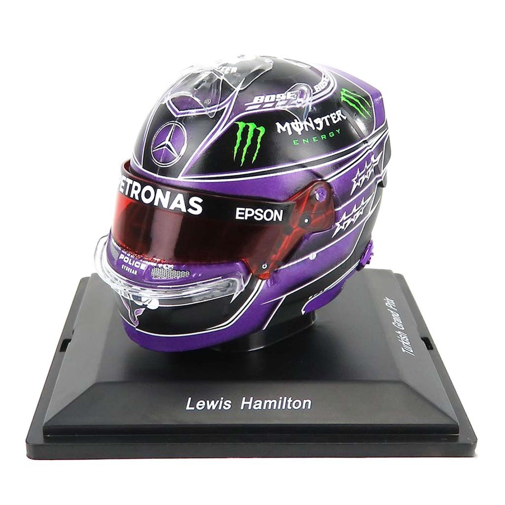 Копия шлема Mercedes AMG Petronas GP Türkei – Champion 2020 Lewis Hamilton – 1:5