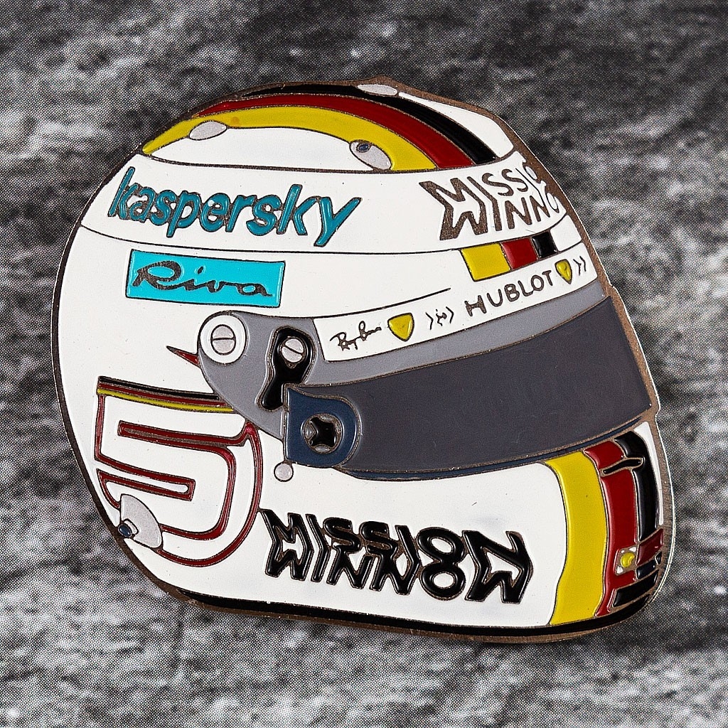 Пин-значок - шлем Sebastian Vettel F1 2020