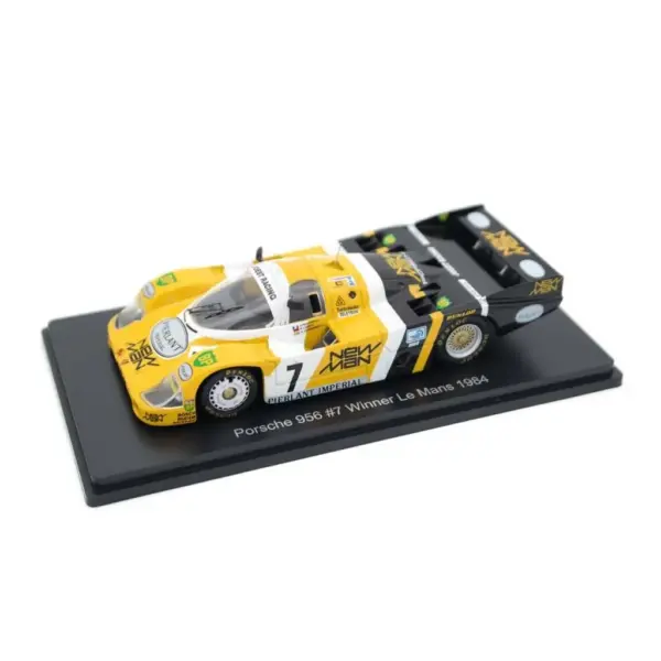 Модель Porsche 956 Переможець 24h Le Mans 1984 – 1:43