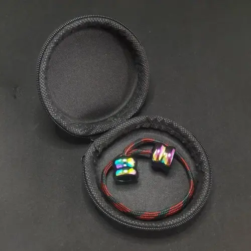 sh1.jpg Спінер Шнурок (Red)