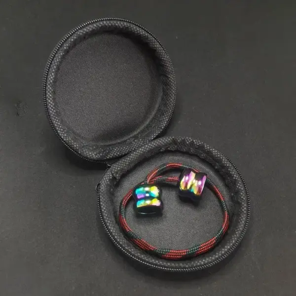 sh1.jpg Спінер Шнурок (Red)