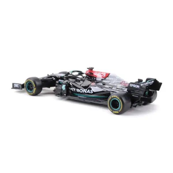 Модель боліда Mercedes AMG F1 W12 #44 Hamilton 2021 – 1:43