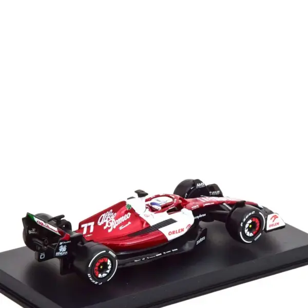 Модель боліда Alfa Romeo C42 2022 BOTTAS – 1:43 - З ПОДІУМОМ
