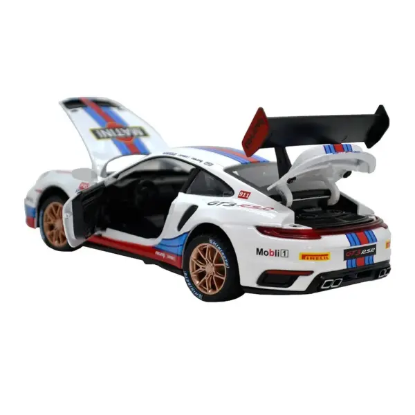 Porsche 911 GT3 RSR 1:32 з відкривними елементами