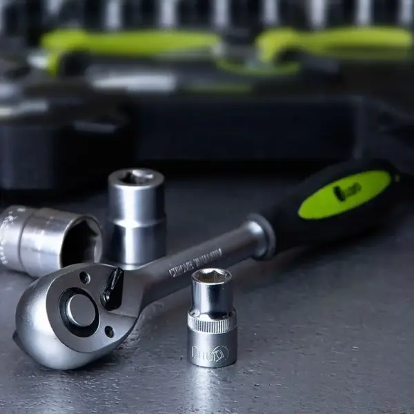 Професійна тріскачка Alloid КТ-1472 1/4"