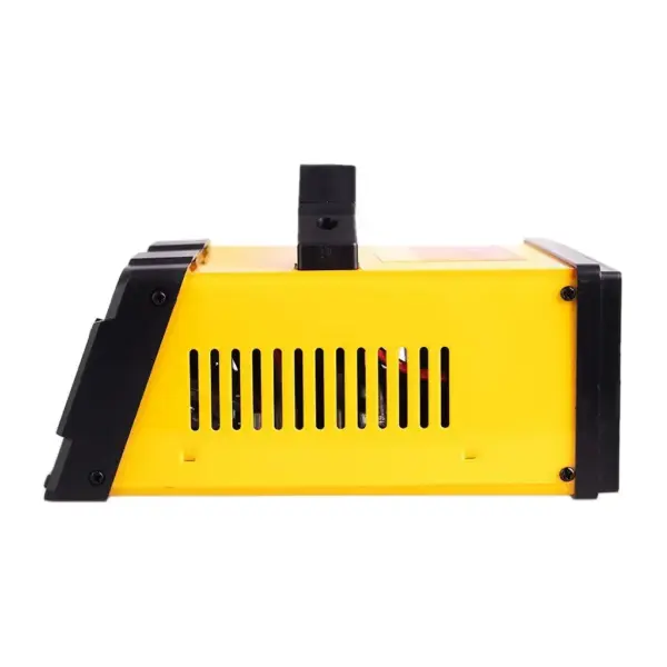 Зарядний пристрій PULSO BC-12245 в авто