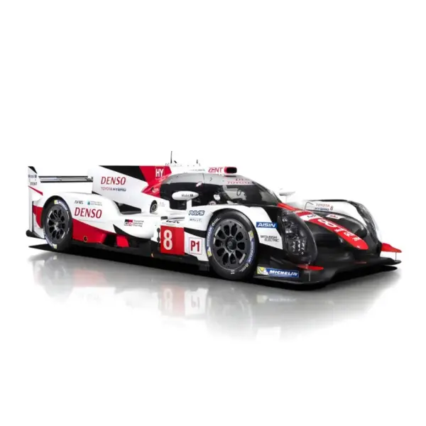 Модель Toyota TS050 Hybrid No.8, 24h Le Mans 2017 – 1:43
